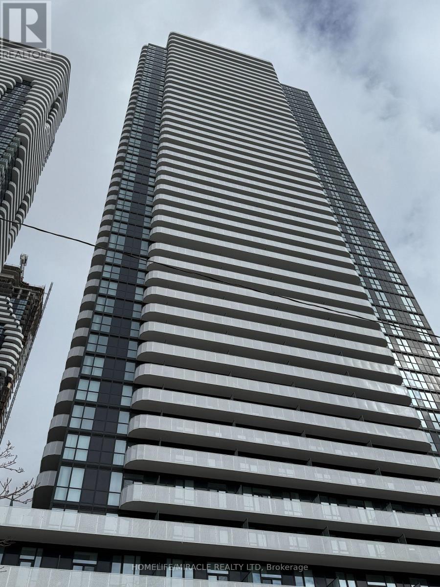 915 - 195 COMMERCE STREET, Vaughan, Ontario