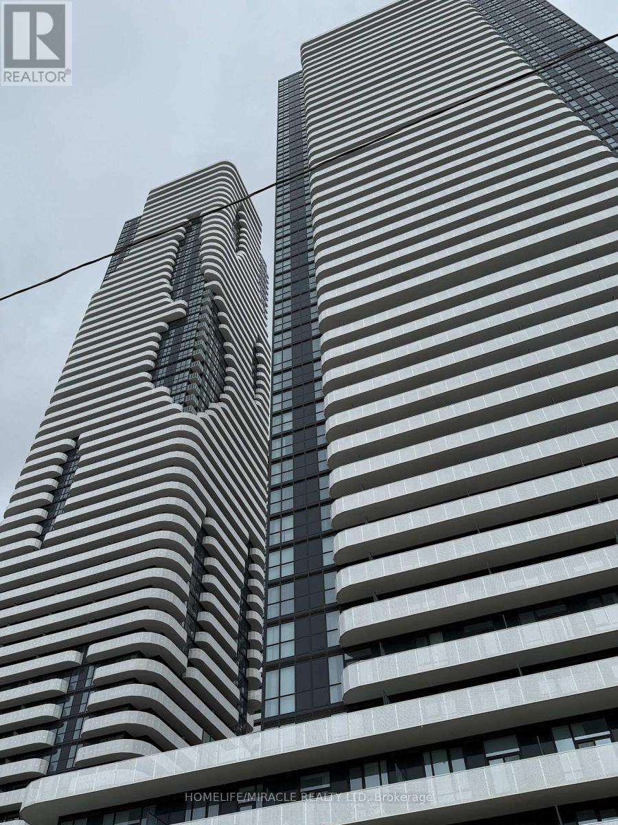 915 - 195 Commerce Street, Vaughan, Ontario  L4K 0P9 - Photo 2 - N12653860