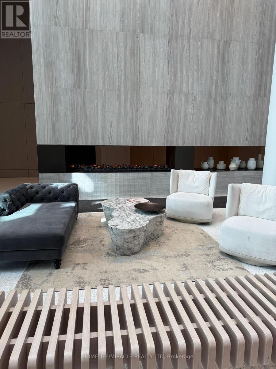 915 - 195 Commerce Street, Vaughan, Ontario  L4K 0P9 - Photo 4 - N12653860