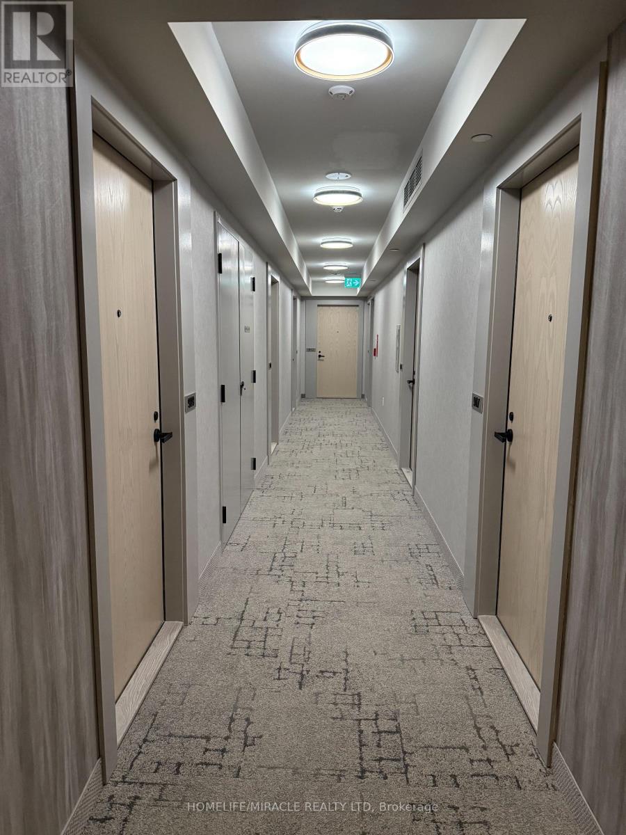 915 - 195 Commerce Street, Vaughan, Ontario  L4K 0P9 - Photo 9 - N12653860