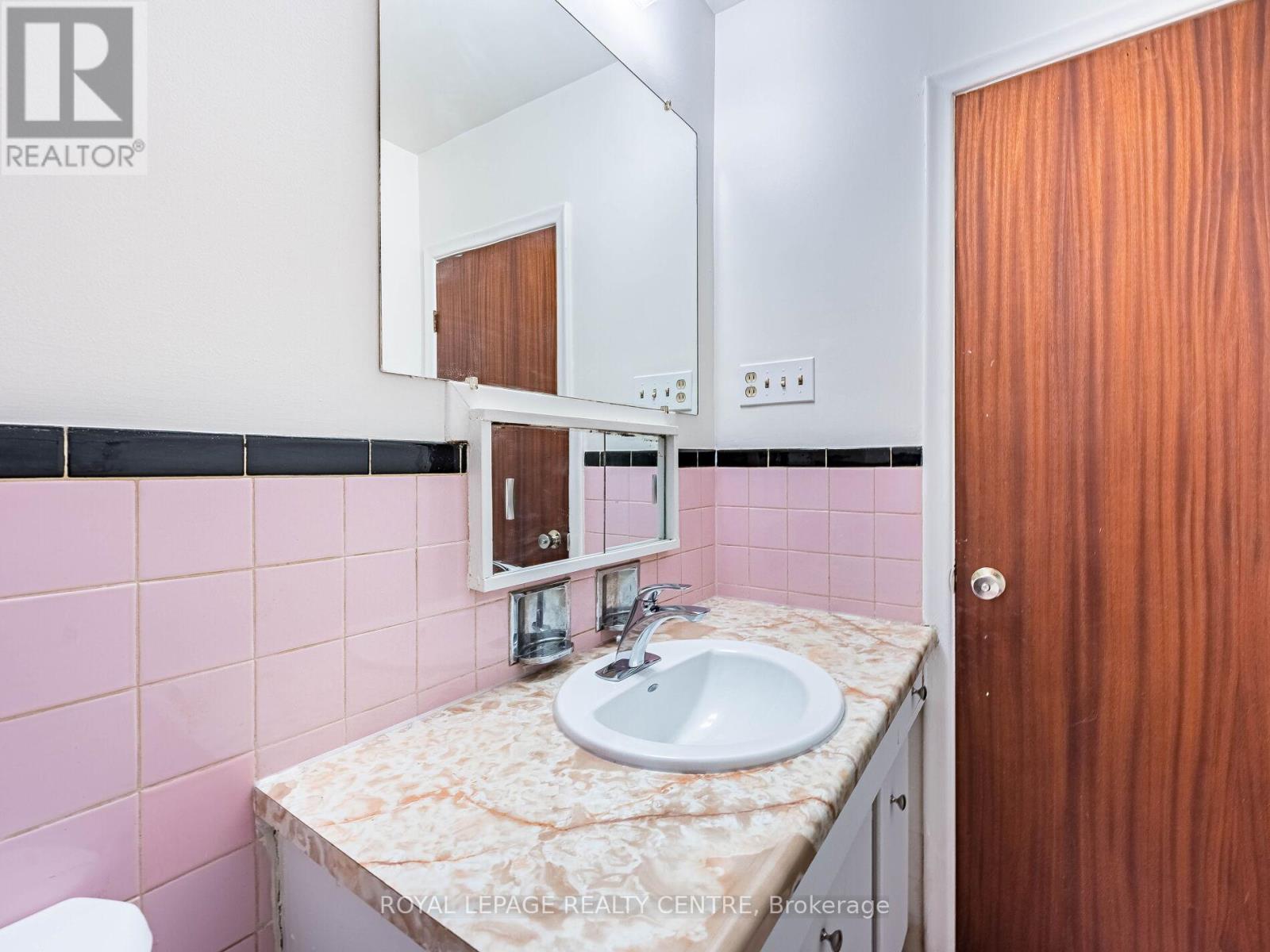 2 - 341 Sheppard Avenue E, Toronto, Ontario  M2N 3B3 - Photo 28 - C12652900