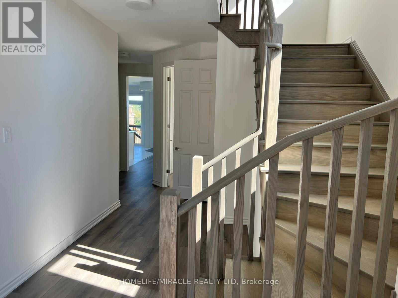 1004 Trailsview Avenue, Cobourg, Ontario  K9A 4K3 - Photo 11 - X12567034