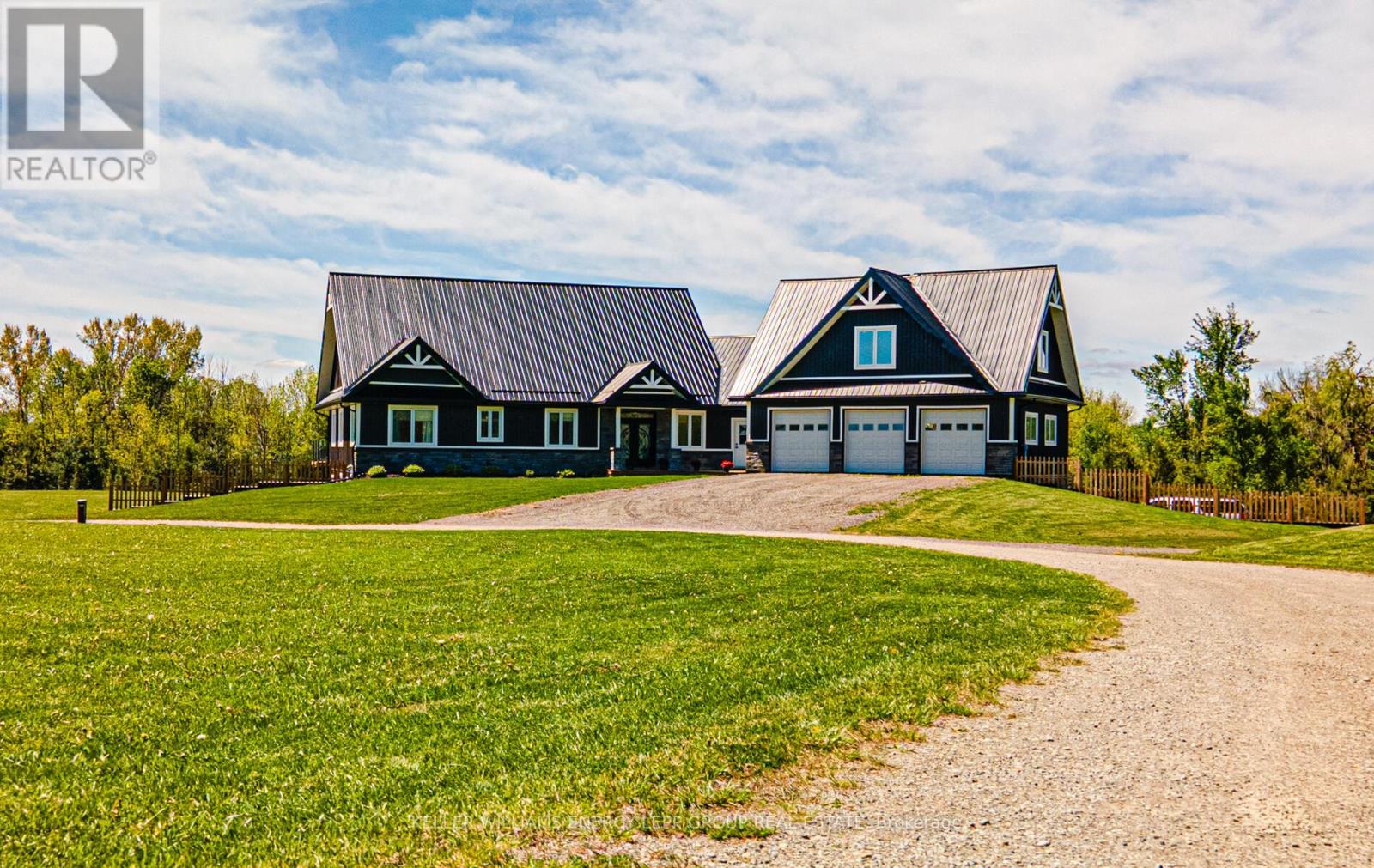 44 Ball Point Road, Kawartha Lakes, Ontario  K0M 2C0 - Photo 3 - X12542890