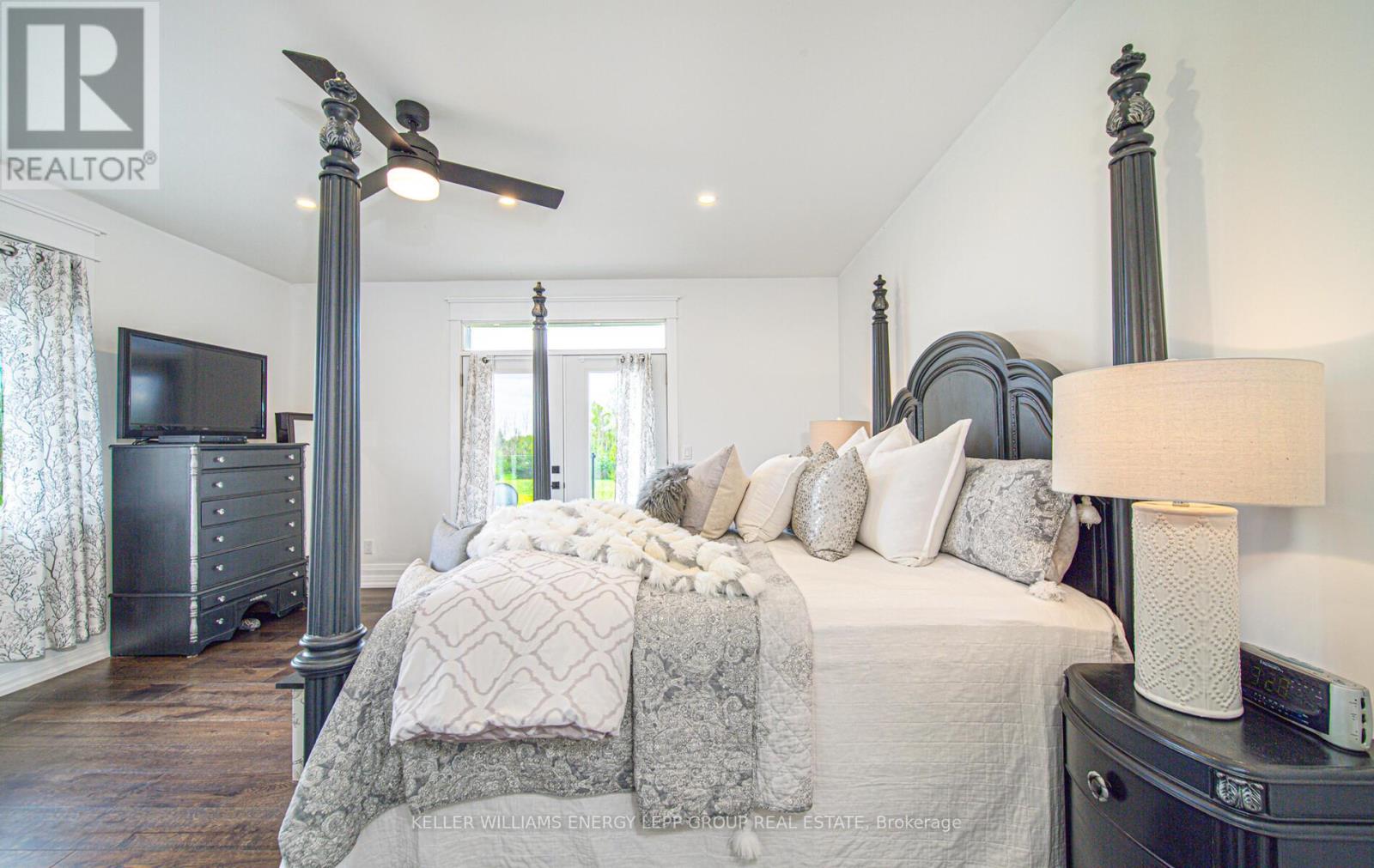 44 Ball Point Road, Kawartha Lakes, Ontario  K0M 2C0 - Photo 38 - X12542890