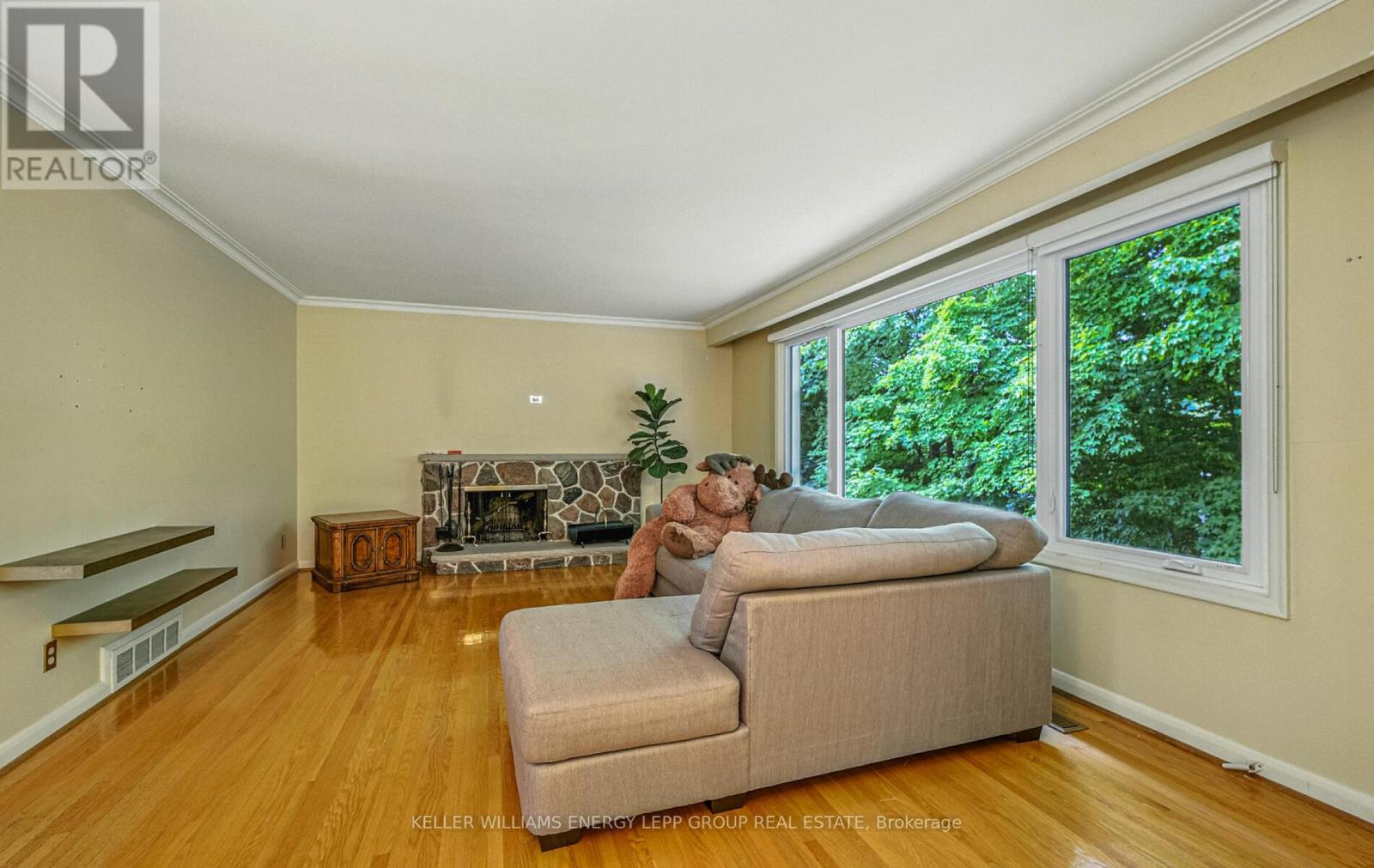 15 Artinger Court, Toronto, Ontario  M3B 1J9 - Photo 16 - C12637386