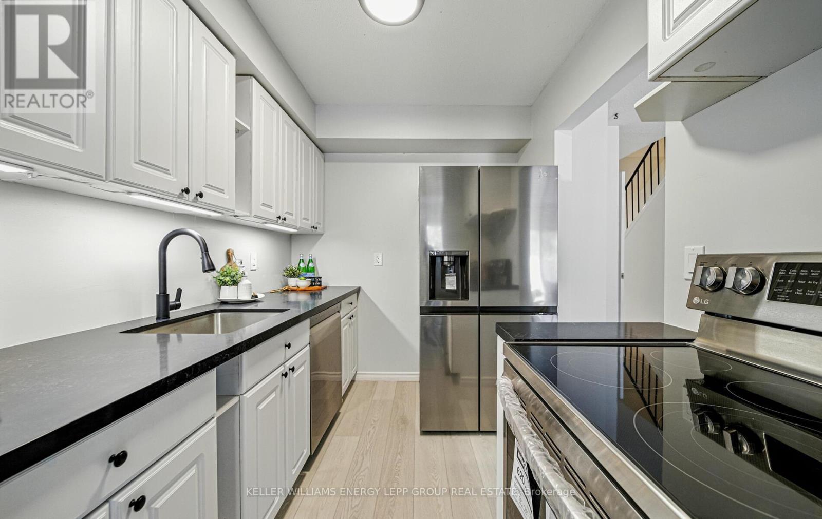 9 - 945 Burns Street W, Whitby, Ontario  L1N 6J5 - Photo 12 - E12626602