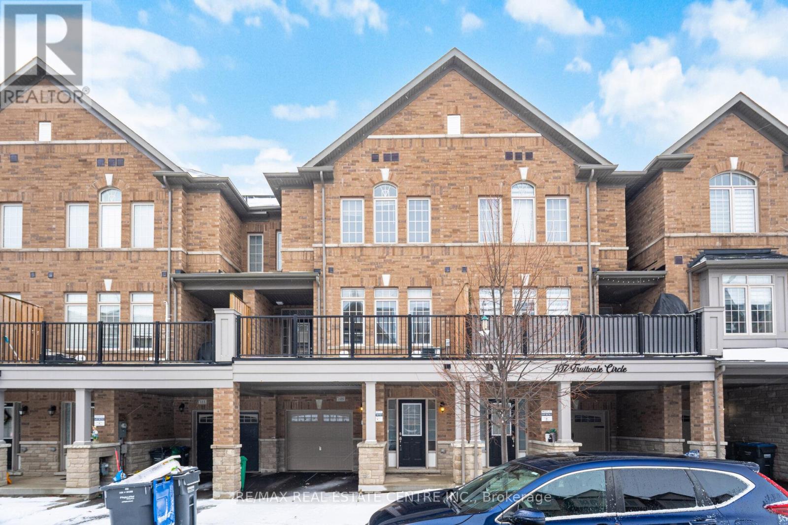 109 Fruitvale Circle, Brampton, Ontario  L7A 5C4 - Photo 3 - W12653840