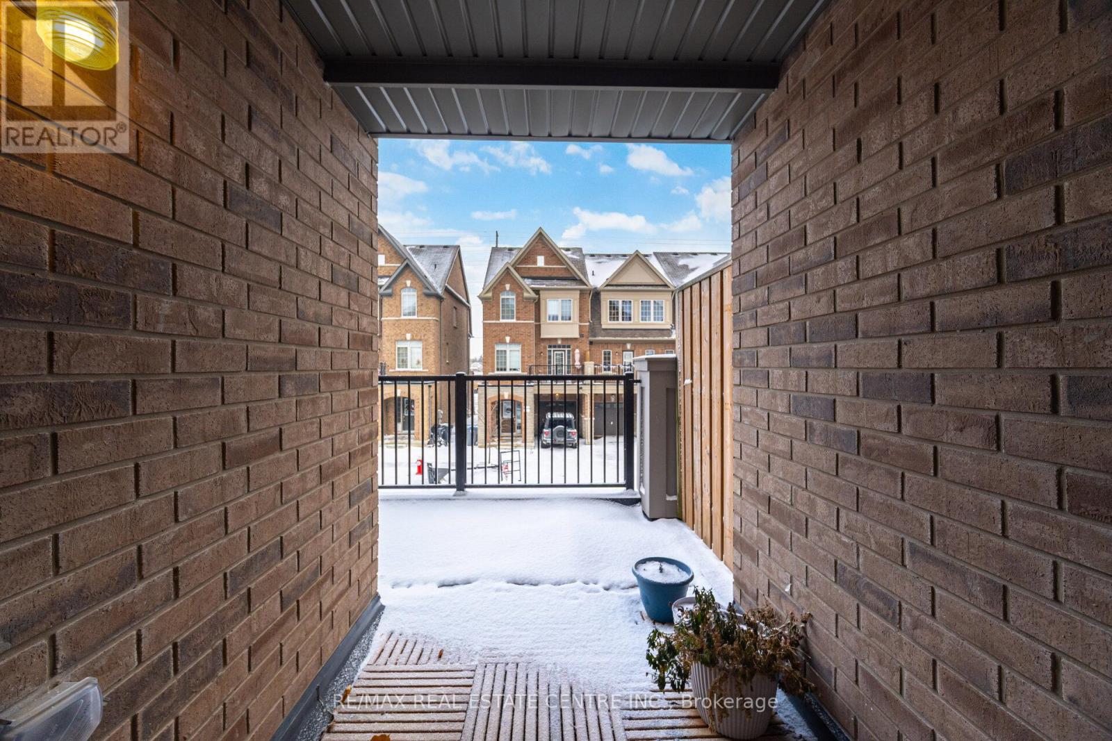 109 Fruitvale Circle, Brampton, Ontario  L7A 5C4 - Photo 33 - W12653840