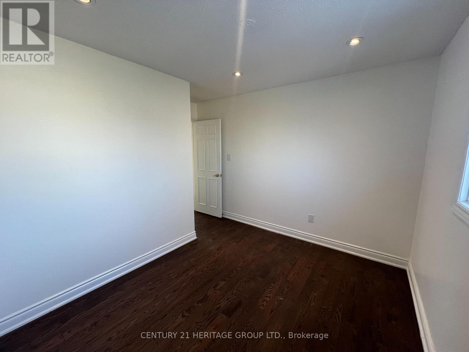 Main - 160 Don Head Village Boulevard, Richmond Hill, Ontario  L4C 7P9 - Photo 4 - N12516412