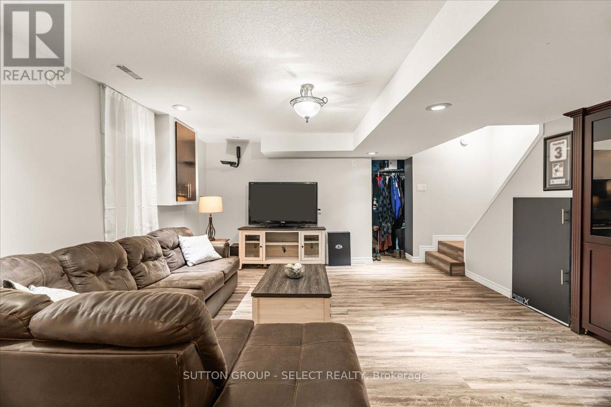 169 Saddy Avenue, London East, Ontario  N5V 4N1 - Photo 26 - X12653900