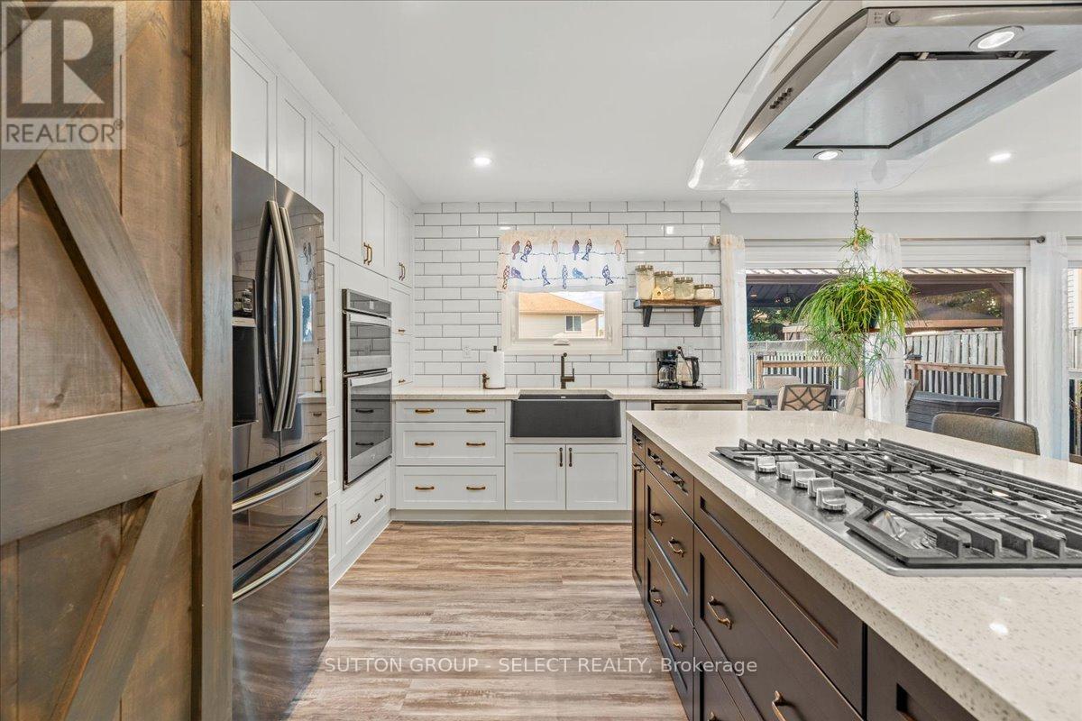 169 Saddy Avenue, London East, Ontario  N5V 4N1 - Photo 3 - X12653900