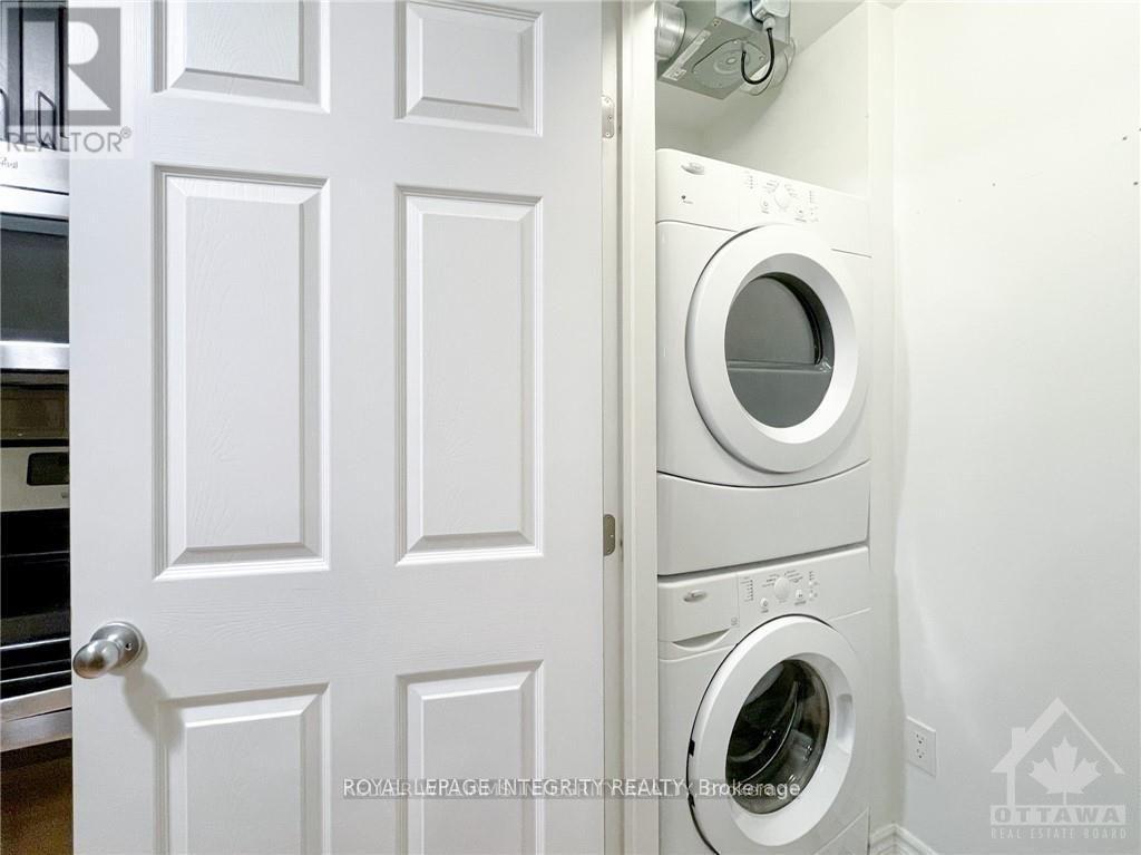 J - 103 Fraser Fields Way, Ottawa, Ontario K2J 5V1 - Photo 12 - X12653868