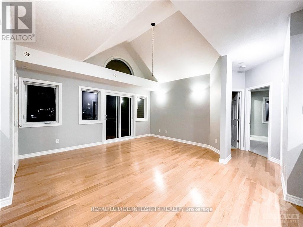 J - 103 Fraser Fields Way, Ottawa, Ontario K2J 5V1 - Photo 2 - X12653868