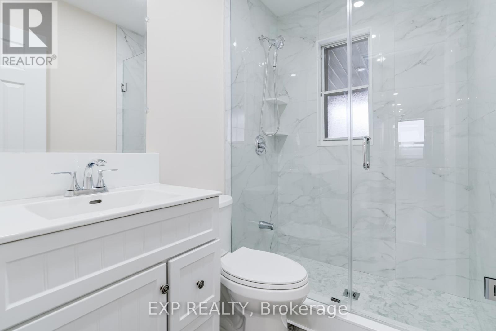 2nd - 384 Oakwood Avenue, Toronto, Ontario  M6E 2W3 - Photo 13 - C12653866