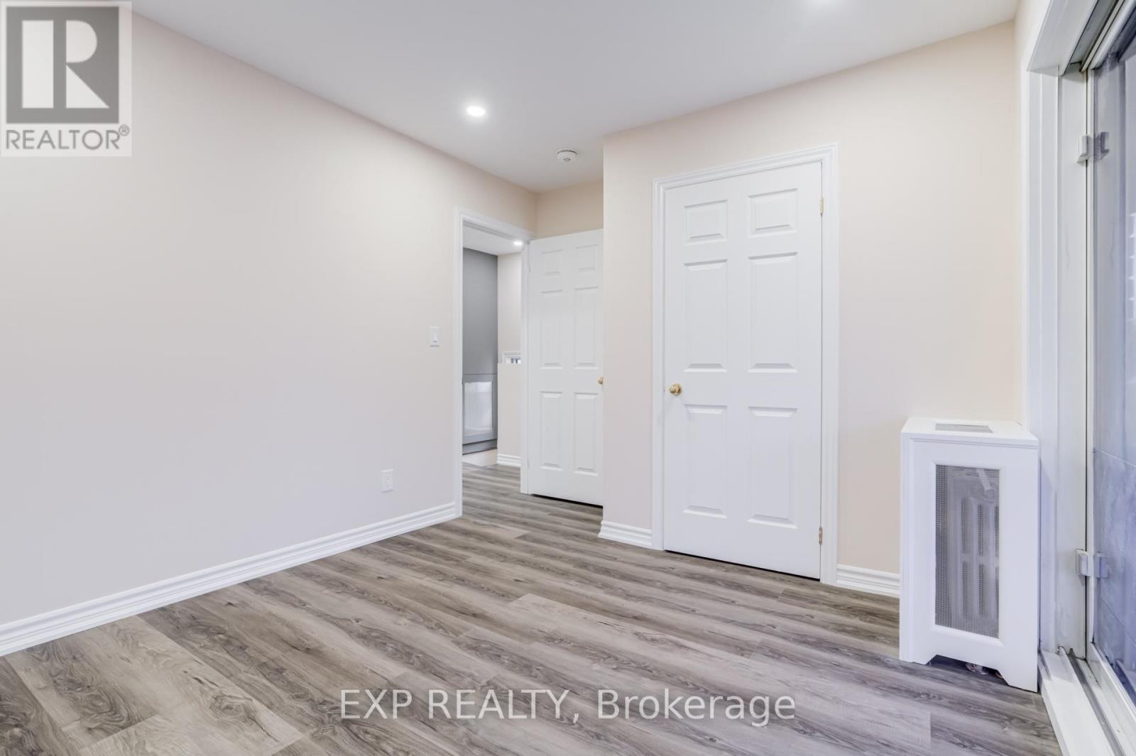 2nd - 384 Oakwood Avenue, Toronto, Ontario  M6E 2W3 - Photo 8 - C12653866