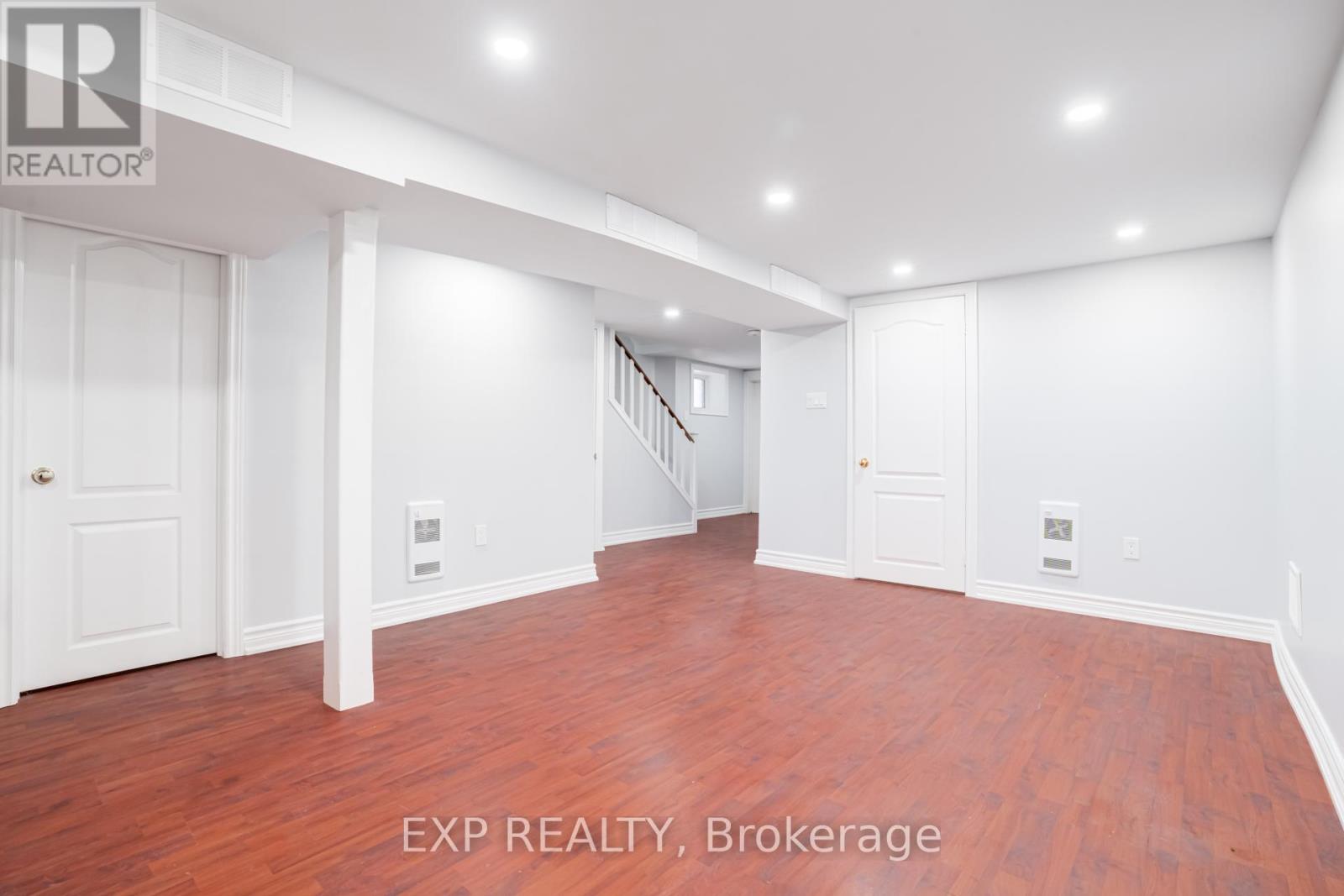 Lower - 384 Oakwood Avenue, Toronto, Ontario  M6E 2W3 - Photo 2 - C12653870