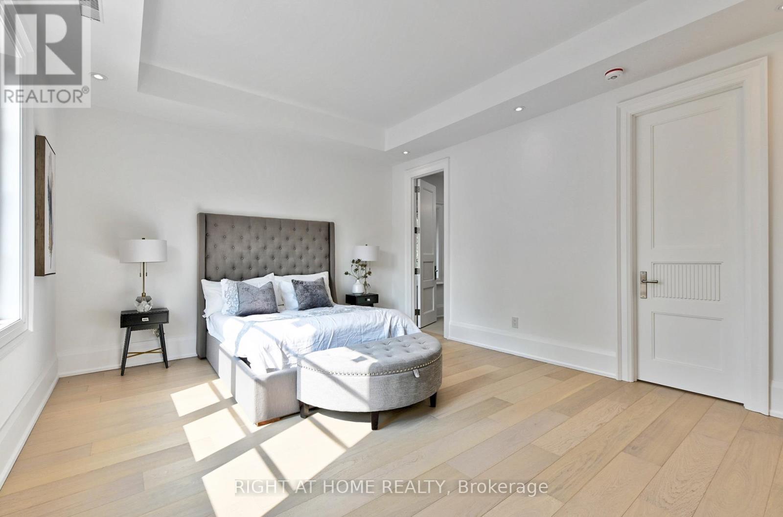 27 Hurlingham Crescent, Toronto, Ontario  M3B 2P9 - Photo 31 - C12653884