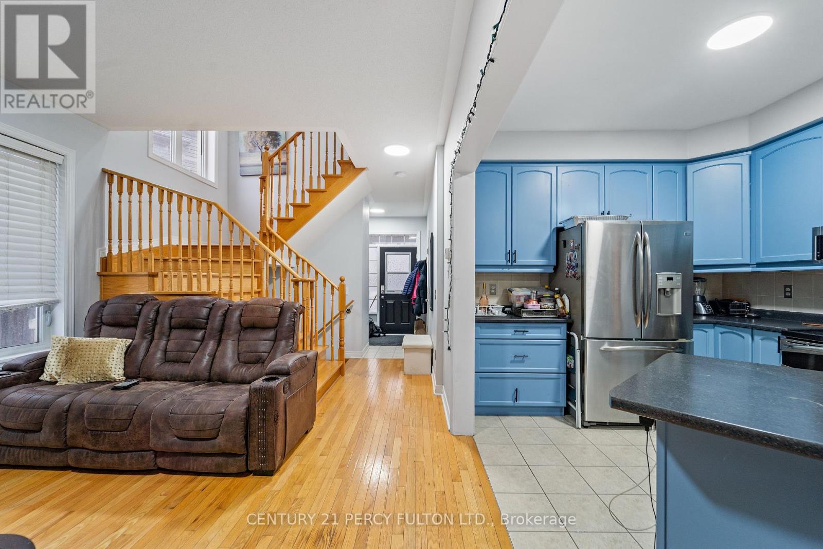 113 James Govan Drive E, Whitby, Ontario  L1N 0H4 - Photo 3 - E12653872