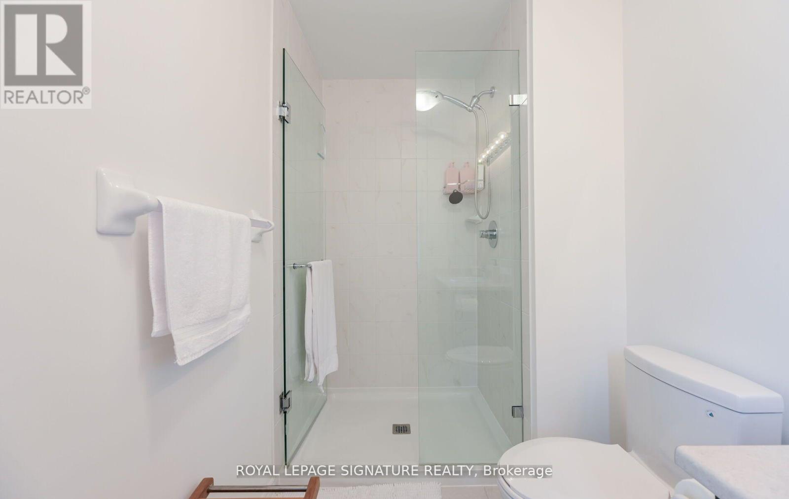 31 Faye Street, Brampton, Ontario  L6P 4M9 - Photo 22 - W12653874