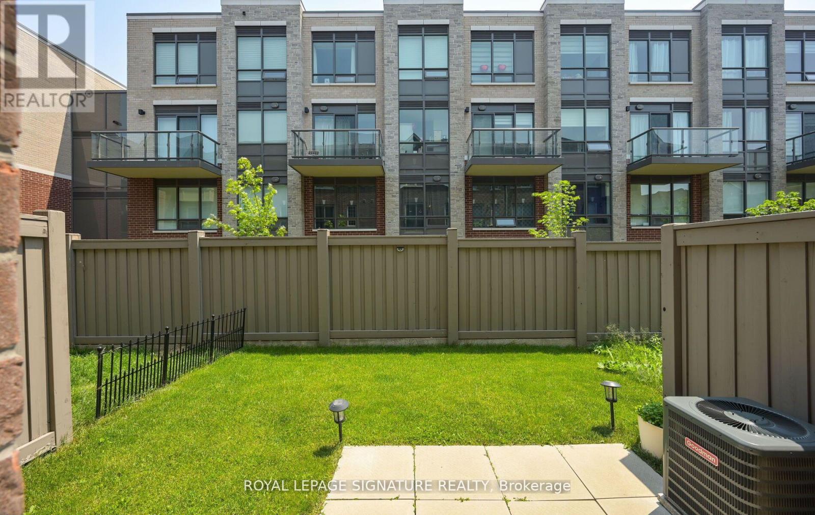 31 Faye Street, Brampton, Ontario  L6P 4M9 - Photo 26 - W12653874