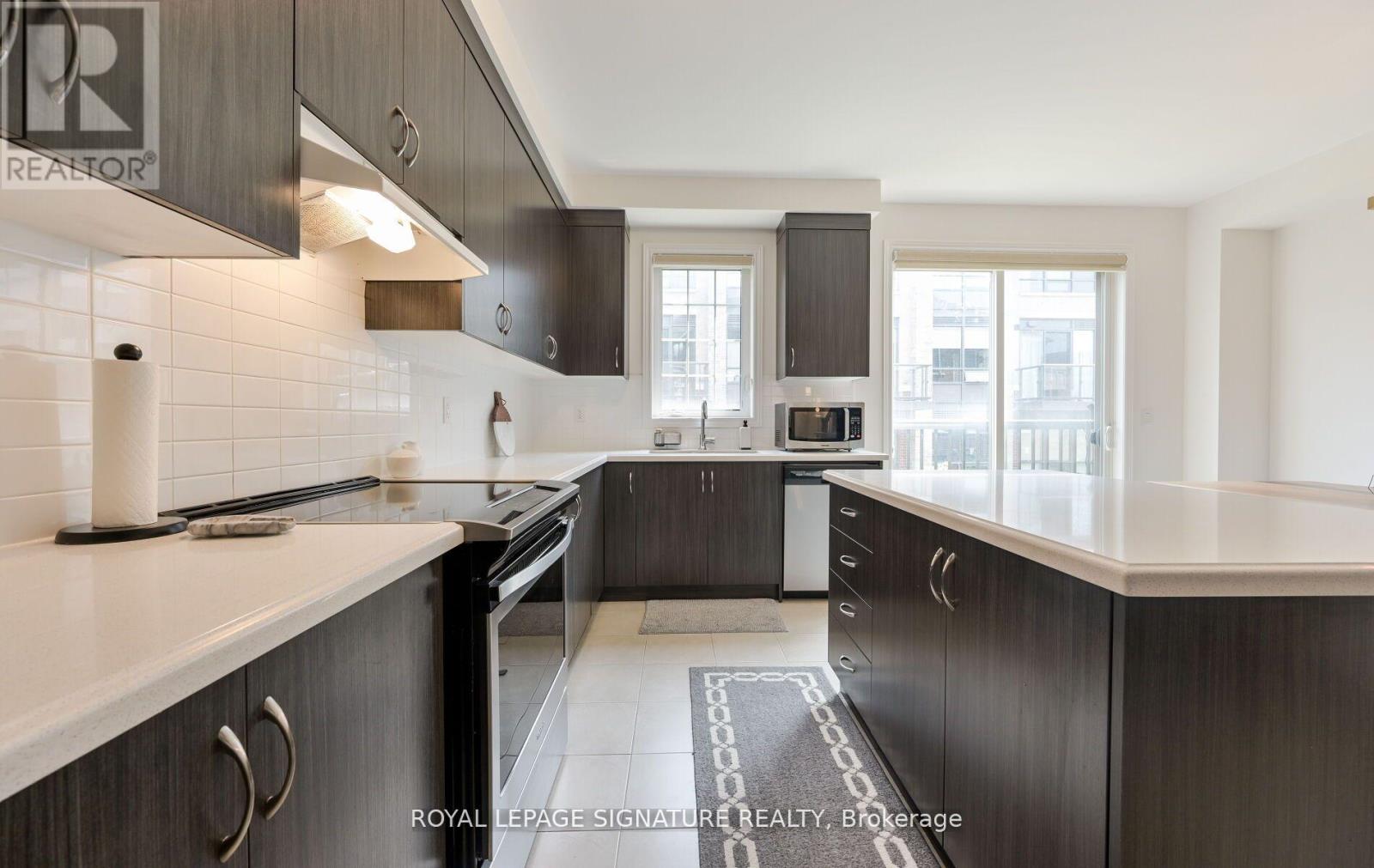 31 Faye Street, Brampton, Ontario  L6P 4M9 - Photo 15 - W12653882