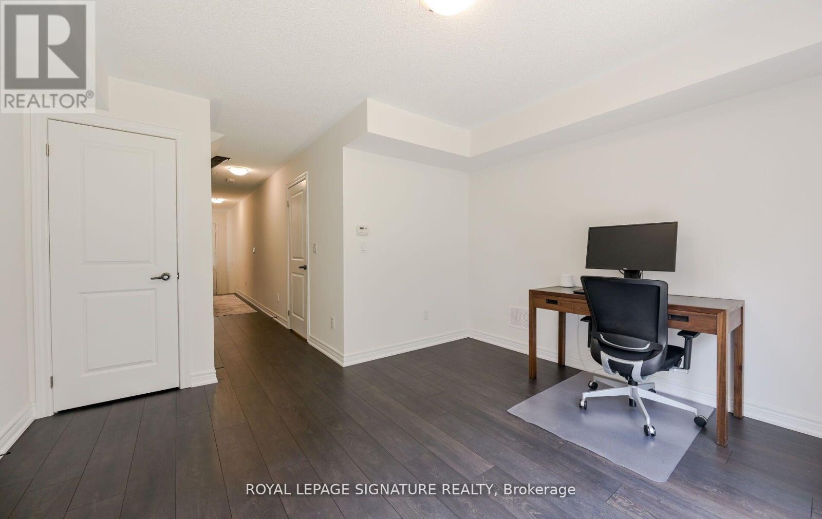 31 Faye Street, Brampton, Ontario  L6P 4M9 - Photo 5 - W12653882