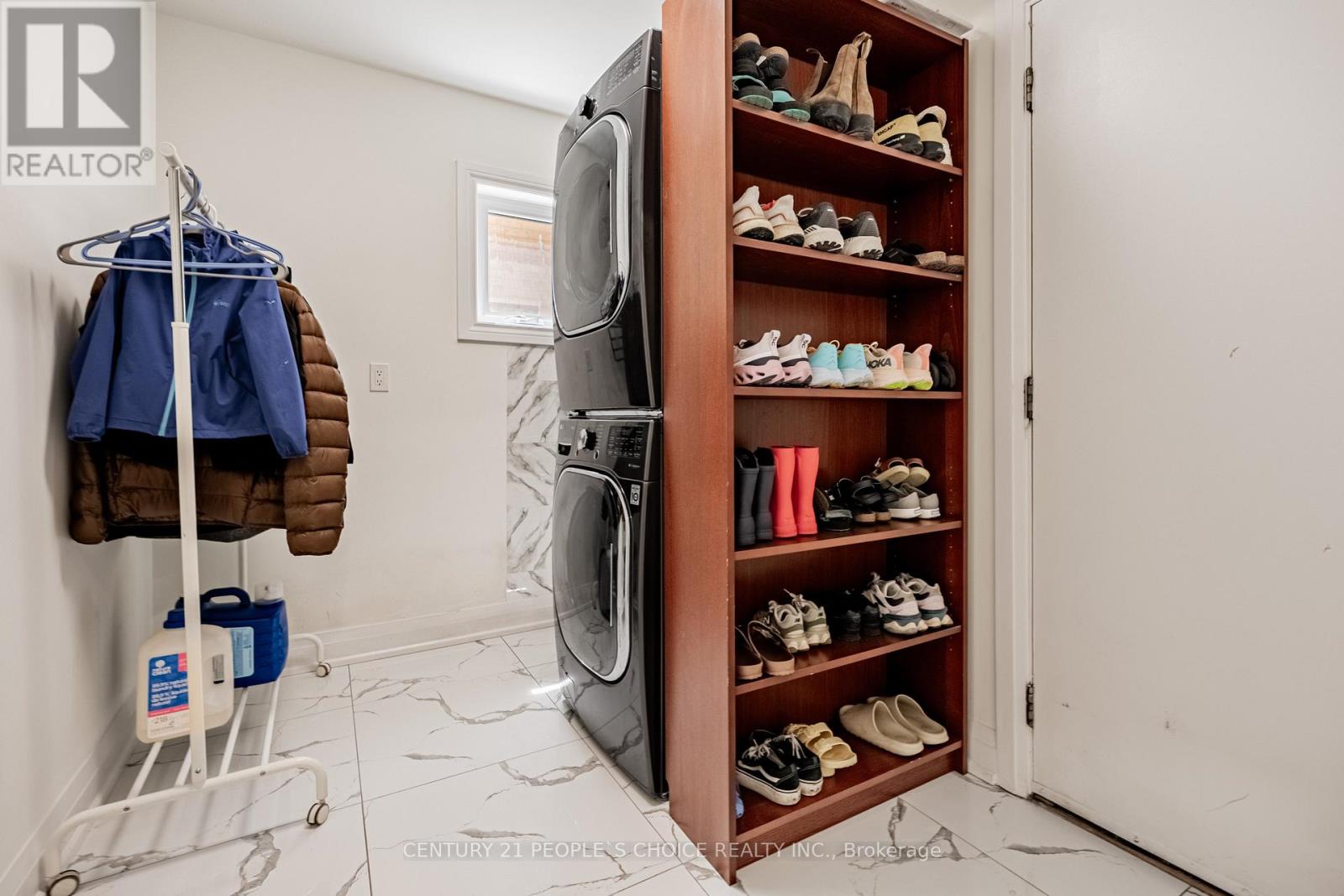 4631 Dunedin Crescent, Mississauga, Ontario  L5R 1M3 - Photo 10 - W12653892