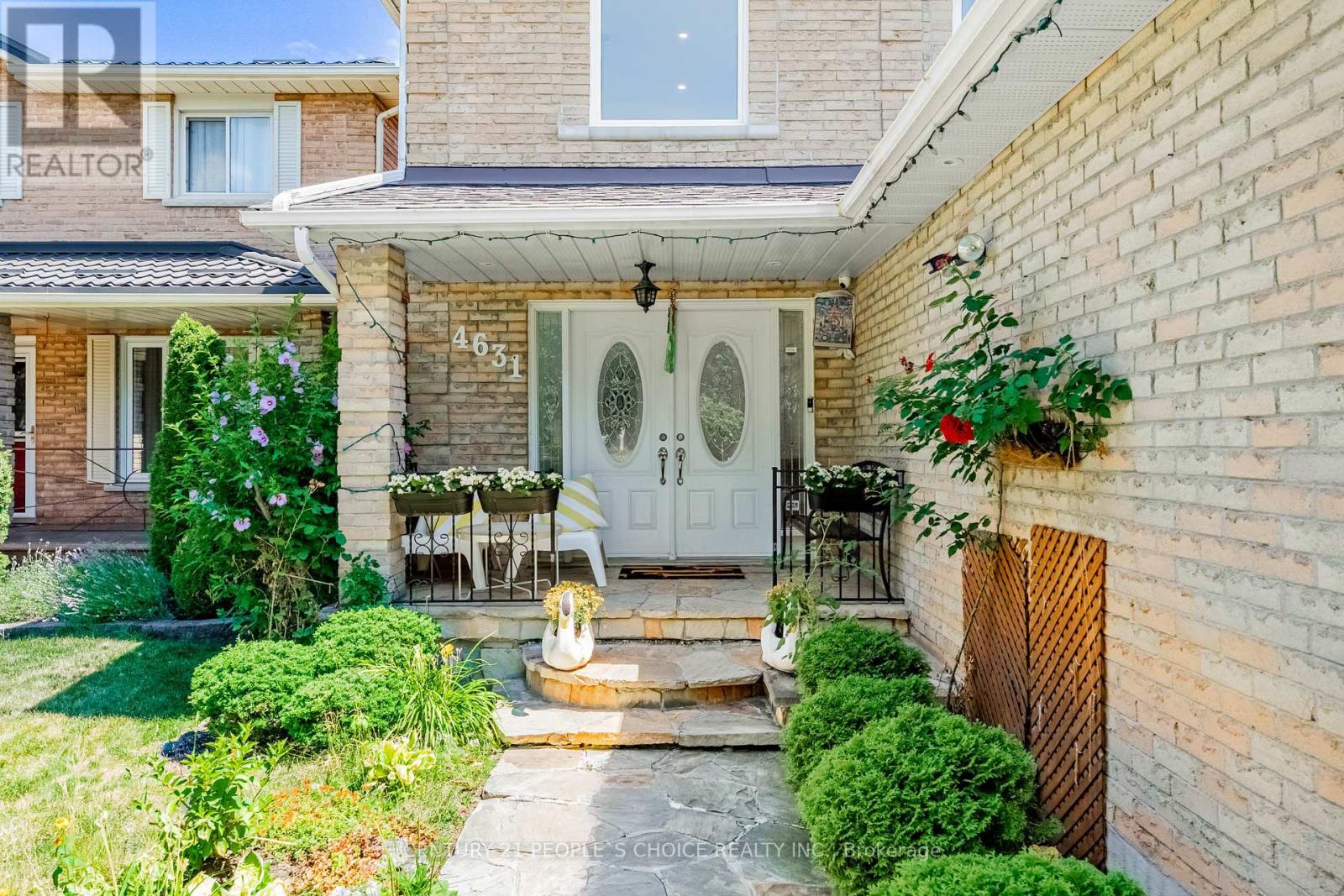 4631 Dunedin Crescent, Mississauga, Ontario  L5R 1M3 - Photo 2 - W12653892