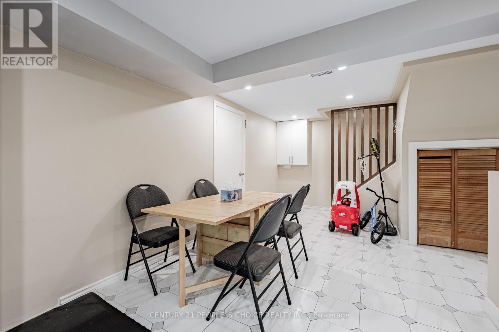 4631 Dunedin Crescent, Mississauga, Ontario  L5R 1M3 - Photo 20 - W12653892