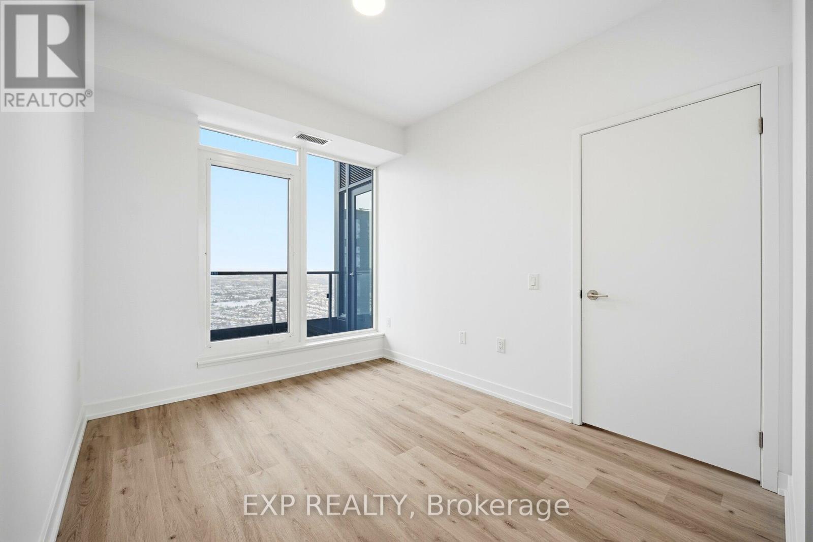 3802 - 395 Square One Drive, Mississauga, Ontario  L5B 0P6 - Photo 12 - W12653906