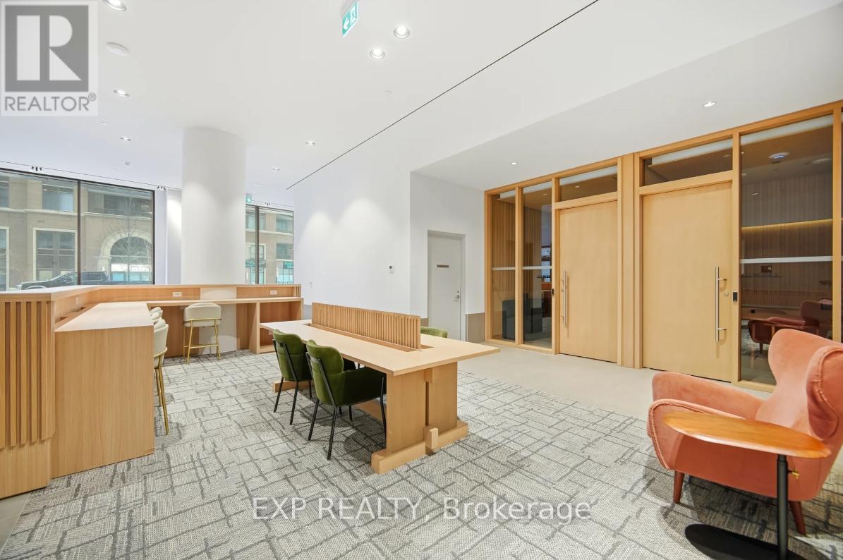 3802 - 395 Square One Drive, Mississauga, Ontario  L5B 0P6 - Photo 22 - W12653906