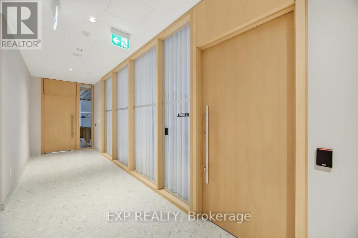 3802 - 395 Square One Drive, Mississauga, Ontario  L5B 0P6 - Photo 24 - W12653906