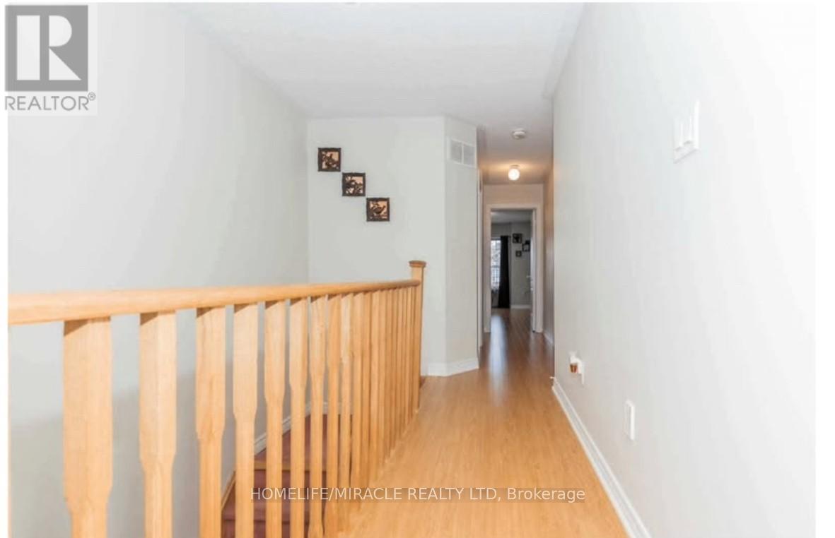 21 Palm Tree Road, Brampton, Ontario  L6V 4N9 - Photo 10 - W12653912