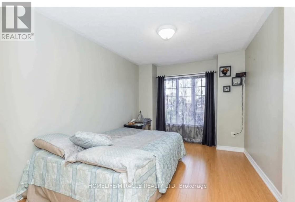 21 Palm Tree Road, Brampton, Ontario  L6V 4N9 - Photo 15 - W12653912