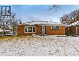 8 WADDINGTON Street, Brantford, Ontario