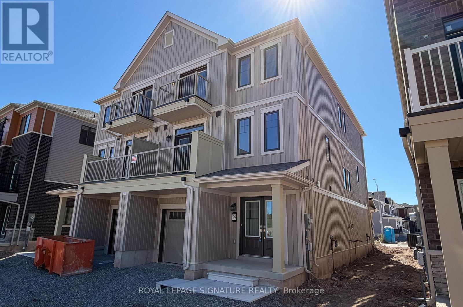 29 POGIE DRIVE, Welland, Ontario