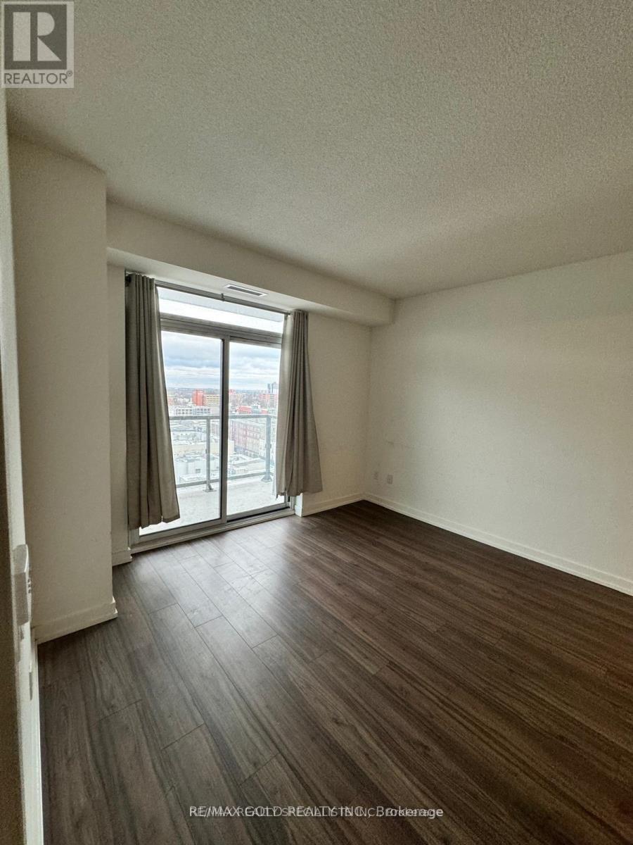 1103 - 55 Duke Street, Kitchener, Ontario  N2H 0C9 - Photo 4 - X12653356