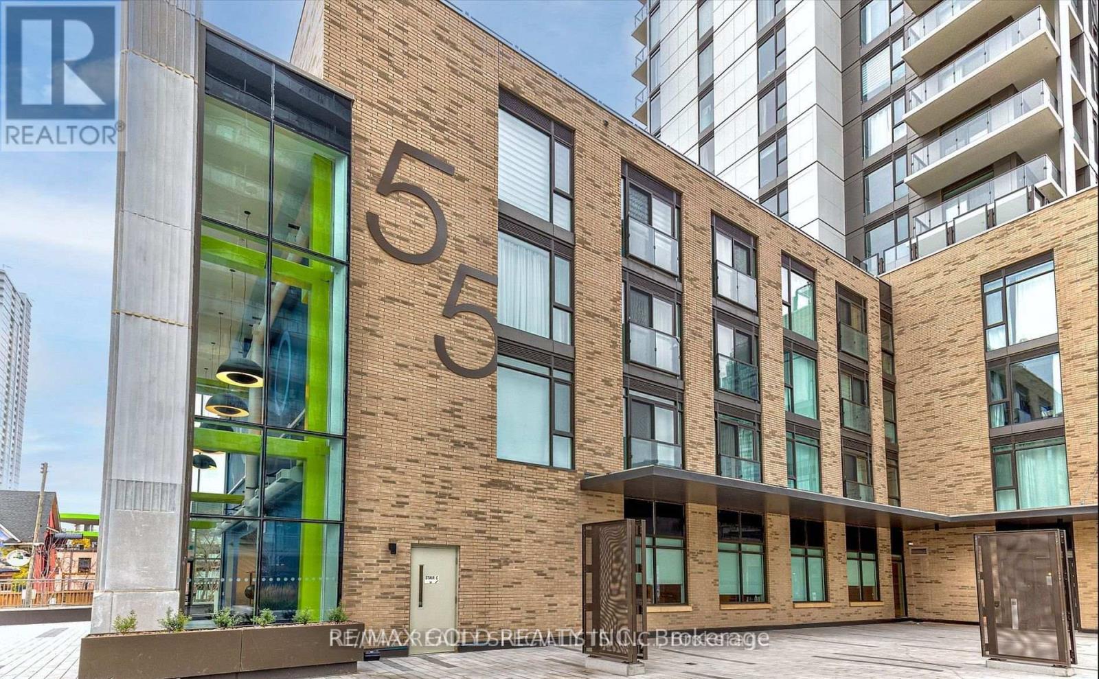 1103 - 55 Duke Street, Kitchener, Ontario  N2H 0C9 - Photo 2 - X12653356