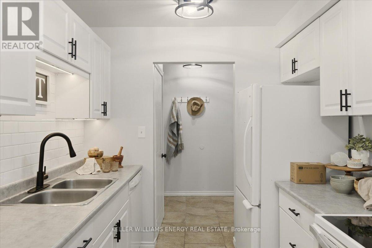 76 - 120 Nonquon Road, Oshawa, Ontario  L1G 7E6 - Photo 2 - E12653950