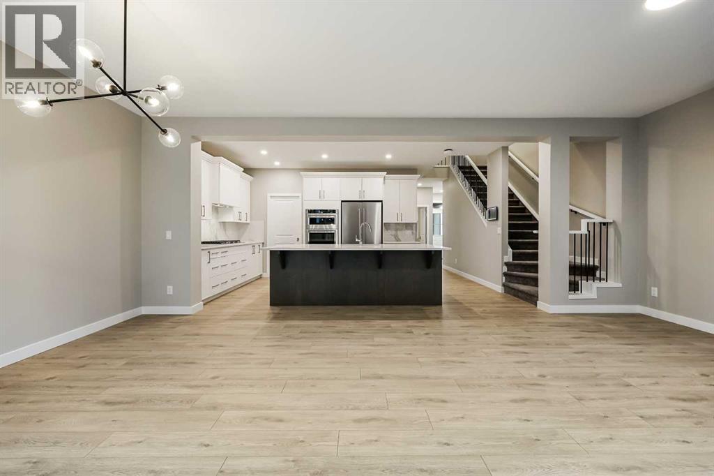 173 Edith Place Nw, Calgary, Alberta  T3R 2E2 - Photo 7 - A2202687