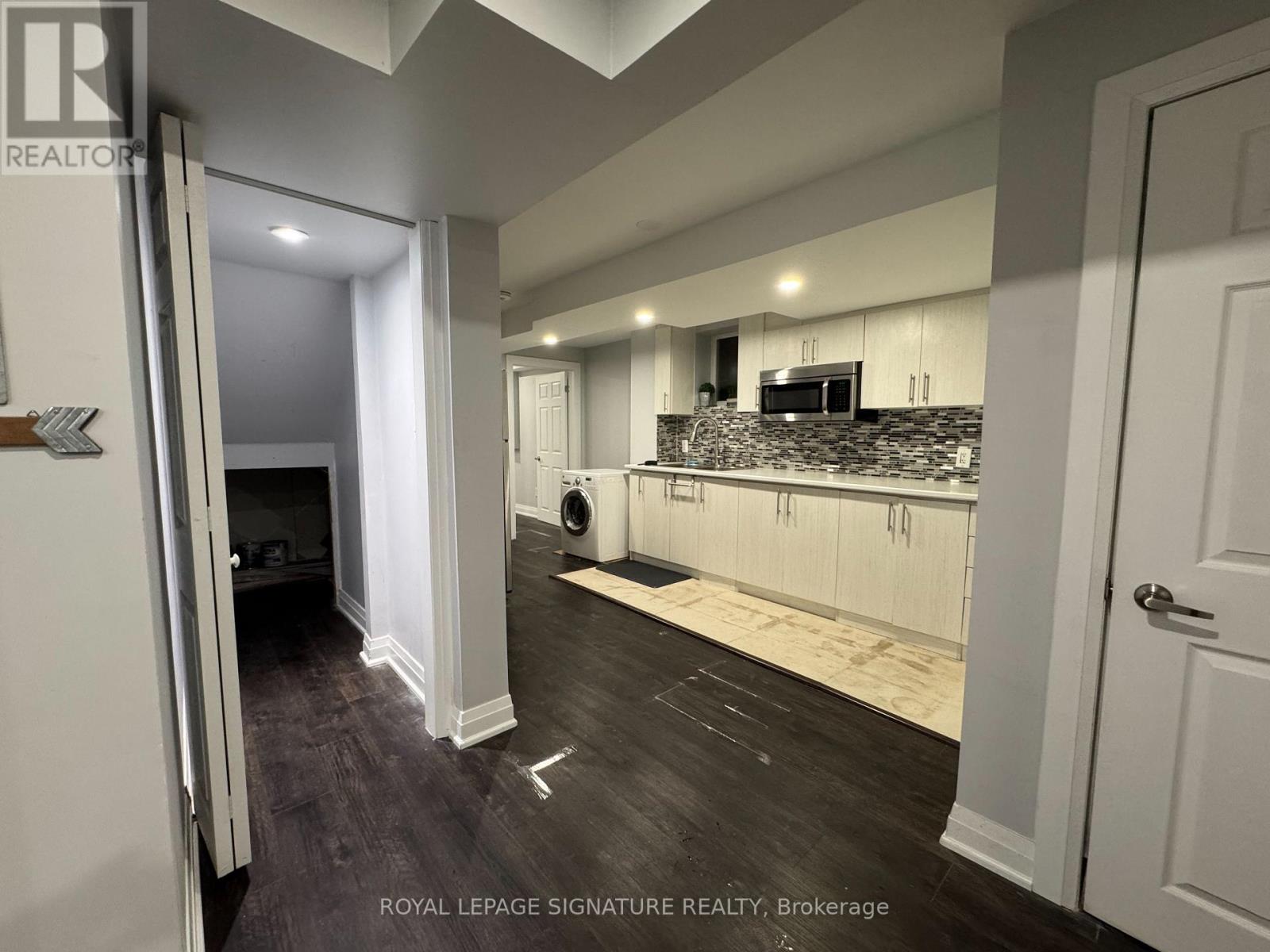 Bsmt - 731 Bennett Boulevard, Milton, Ontario  L9T 6H6 - Photo 5 - W12627998