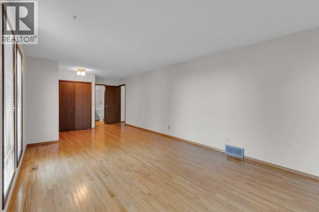 88 Bermondsey Crescent Nw, Calgary, Alberta  T3K 1W2 - Photo 14 - A2264269