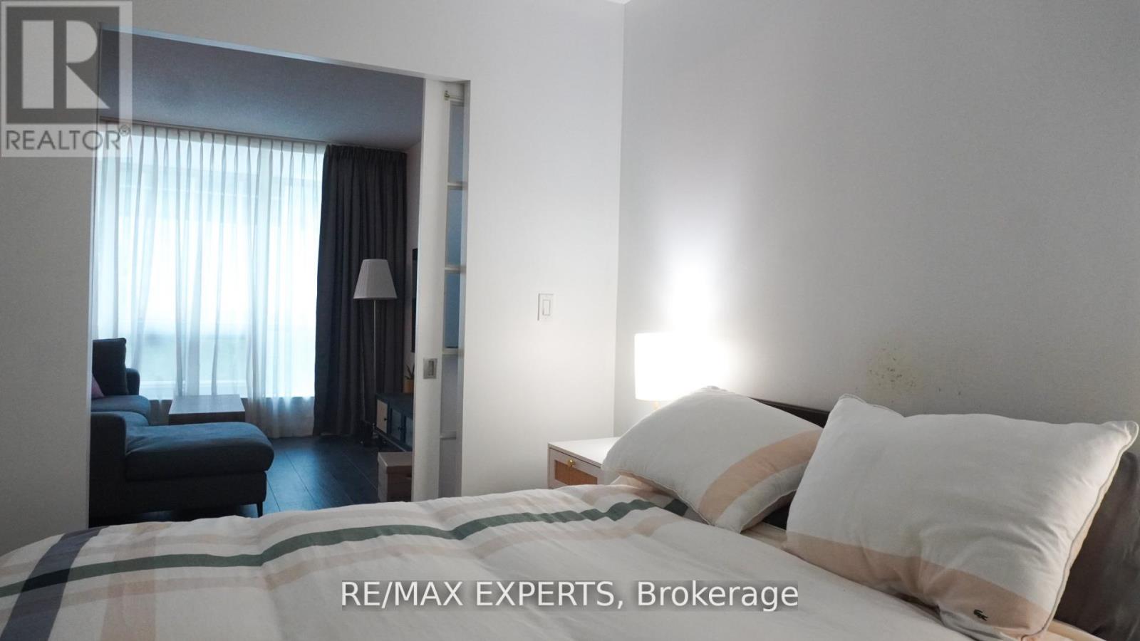 M30 - 350 Wellington Street W, Toronto, Ontario  M5V 3W9 - Photo 8 - C12653974