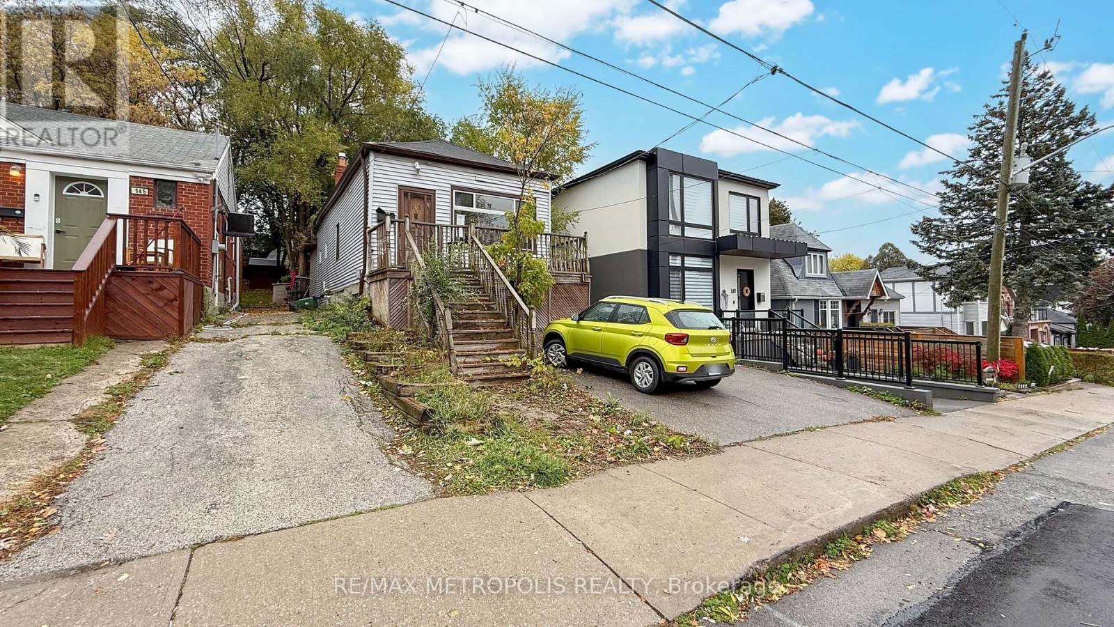143 Kalmar Avenue, Toronto, Ontario  M1N 3G6 - Photo 2 - E12653920