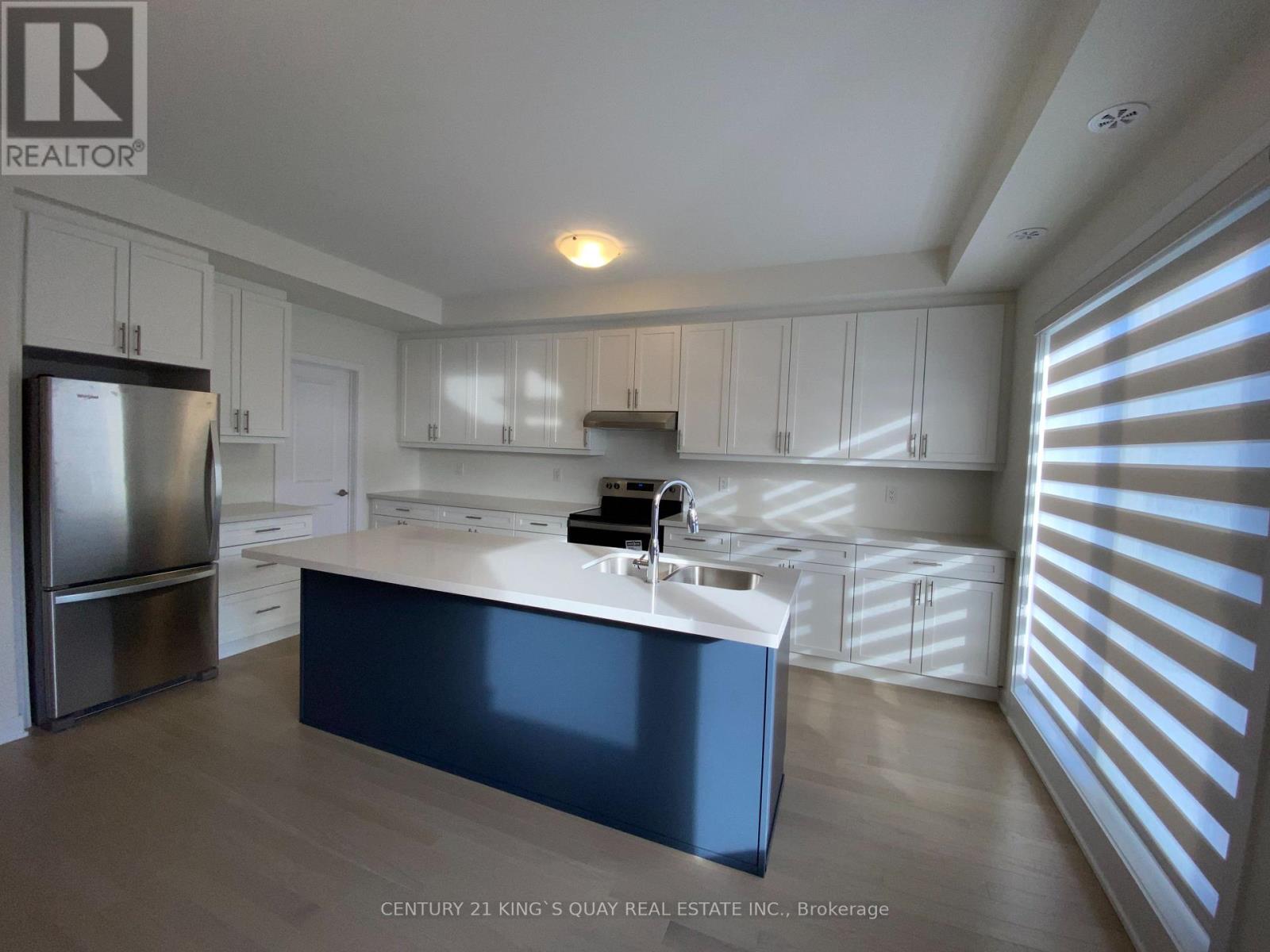 89 York Downs Boulevard, Markham, Ontario  L6C 3M8 - Photo 5 - N12653976