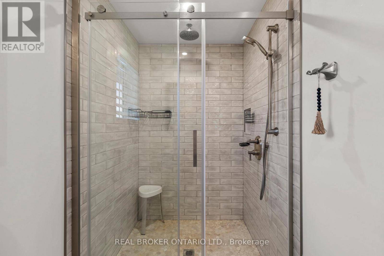 241 Eight Mile Point, Oro-Medonte, Ontario  L3V 6H1 - Photo 18 - S12653970