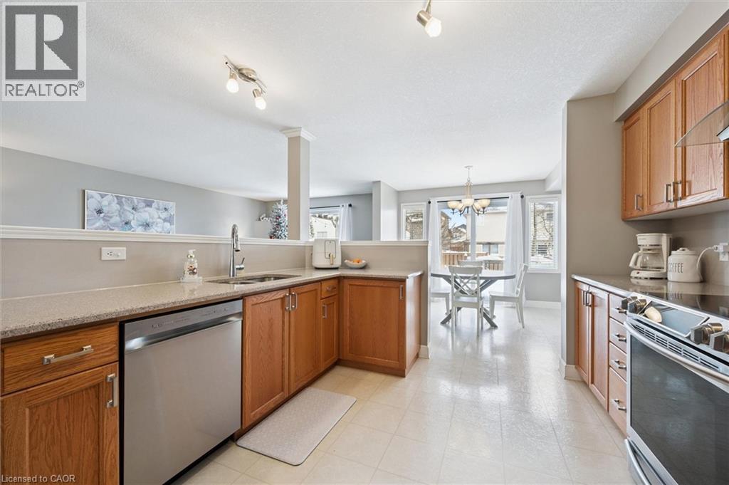 720 Black Cherry Street, Waterloo, Ontario  N2V 2P3 - Photo 11 - 40795379