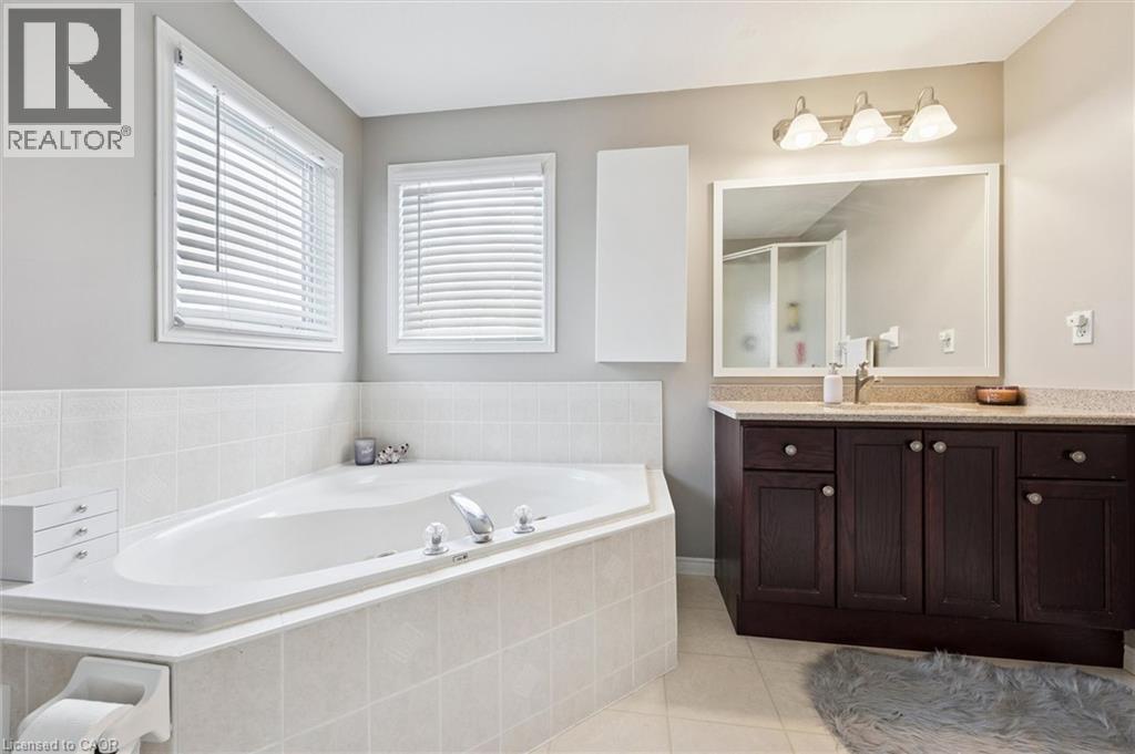 720 Black Cherry Street, Waterloo, Ontario  N2V 2P3 - Photo 30 - 40795379