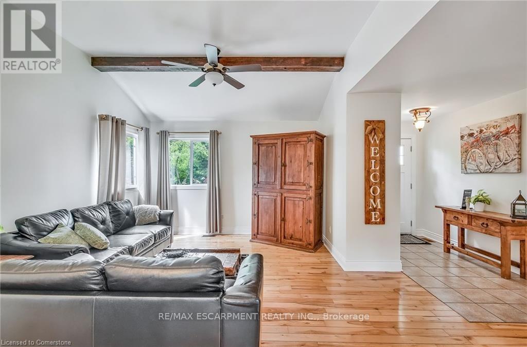 8 Beach Road, Haldimand, Ontario  N0A 1K0 - Photo 8 - X12653954