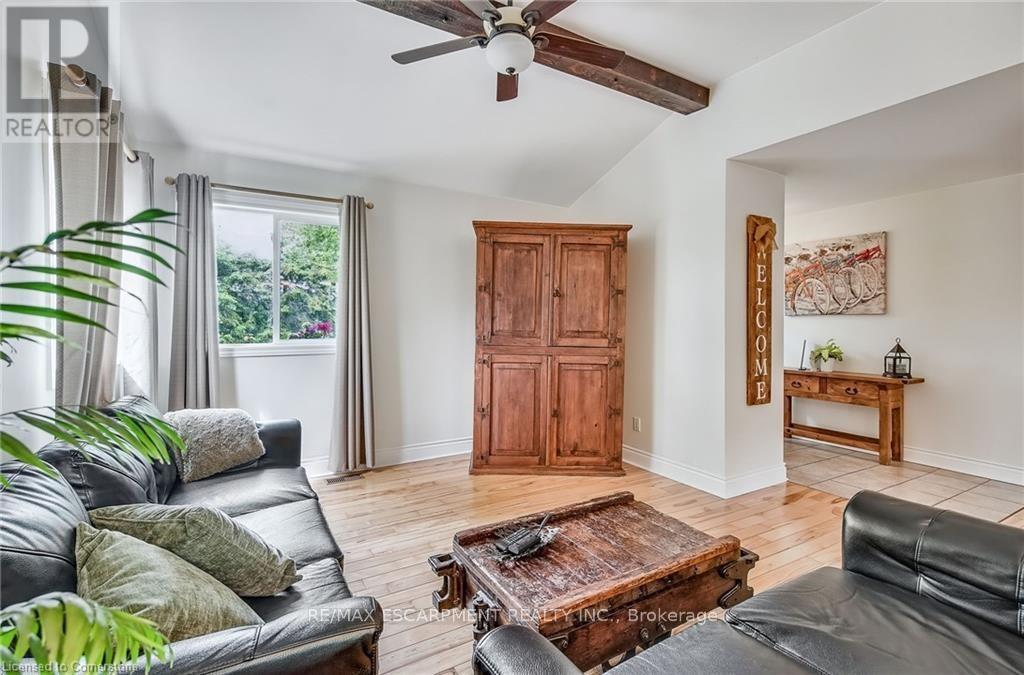 8 Beach Road, Haldimand, Ontario  N0A 1K0 - Photo 9 - X12653954